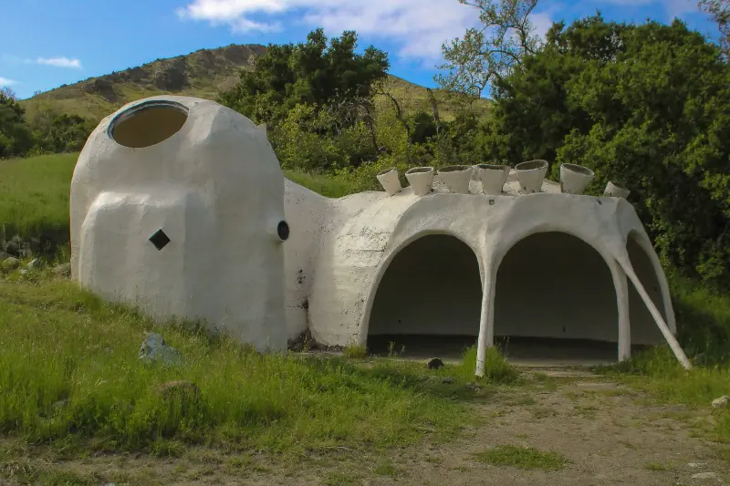 Main image of the Underground House.